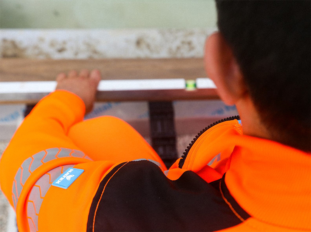 arbeitskleider mit v