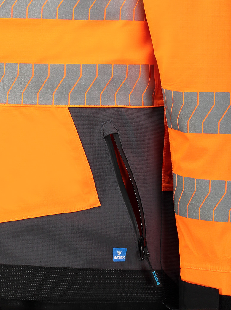 102149_HV-Rainjacket